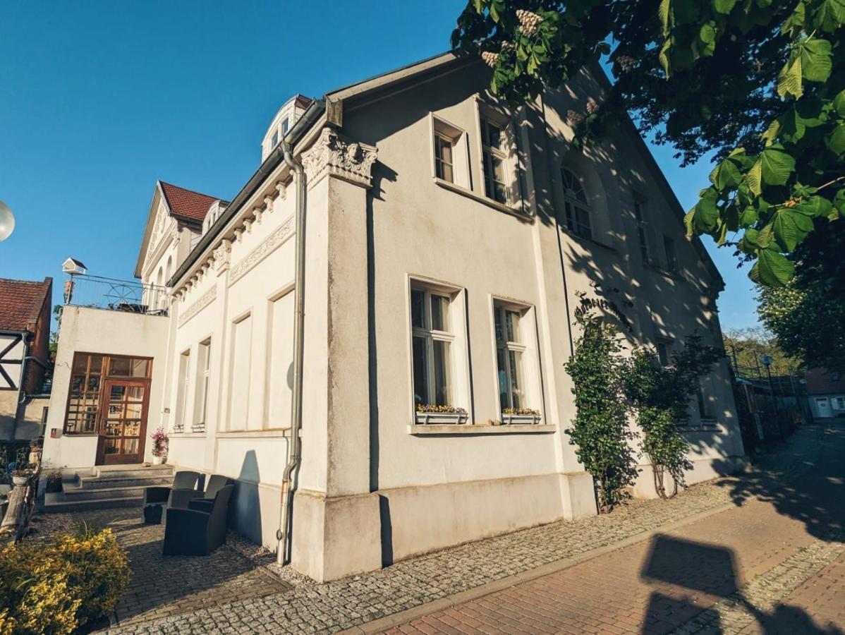 Anker Hotel Arneburg Eksteriør billede
